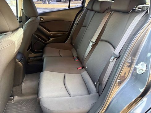 Used 2014 MAZDA MAZDA3 i Sport image 11