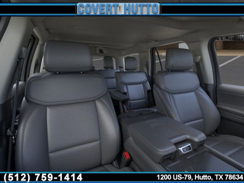 New 2026 Ford Expedition Active image 10