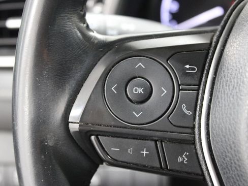 Used 2018 Toyota Camry SE FWD image 27