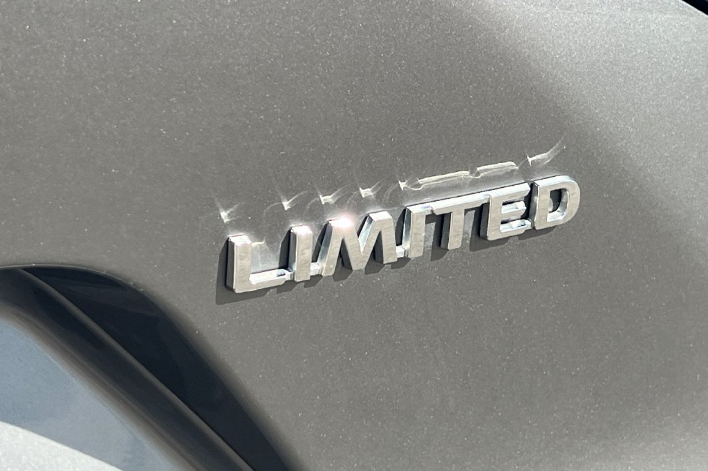Certified 2023 Toyota bZ4X AWD image 29
