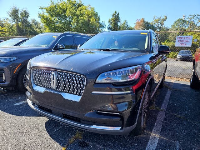 Used 2023 Lincoln Aviator Reserve w/ Equipment Group 201A AWD/4WD image 2