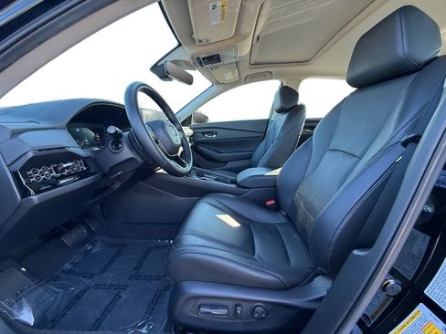 Used 2025 Honda Accord EX-L image 9