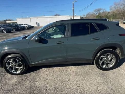 Certified 2025 Chevrolet Trax LT image 5