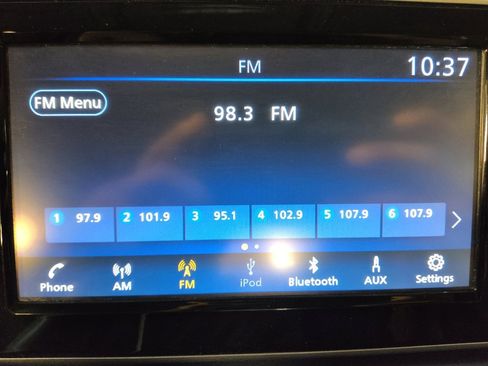 Used 2024 Nissan Versa SV image 25