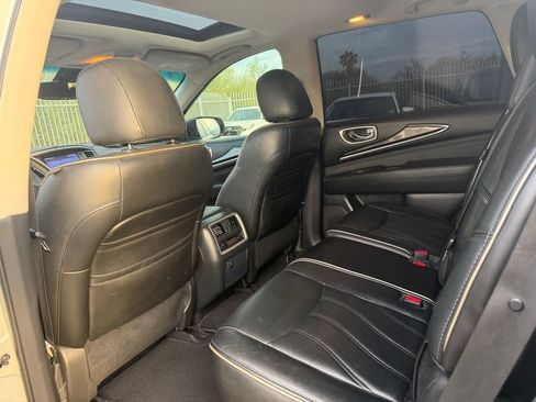 Used 2016 INFINITI QX60 FWD w/ Premium Plus Package image 6