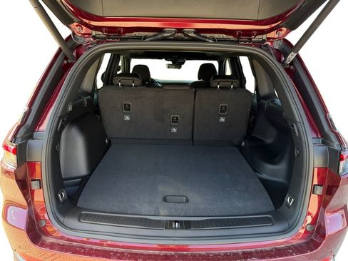 New 2025 Jeep Grand Cherokee Laredo X w/ Luxury Tech Group I image 21