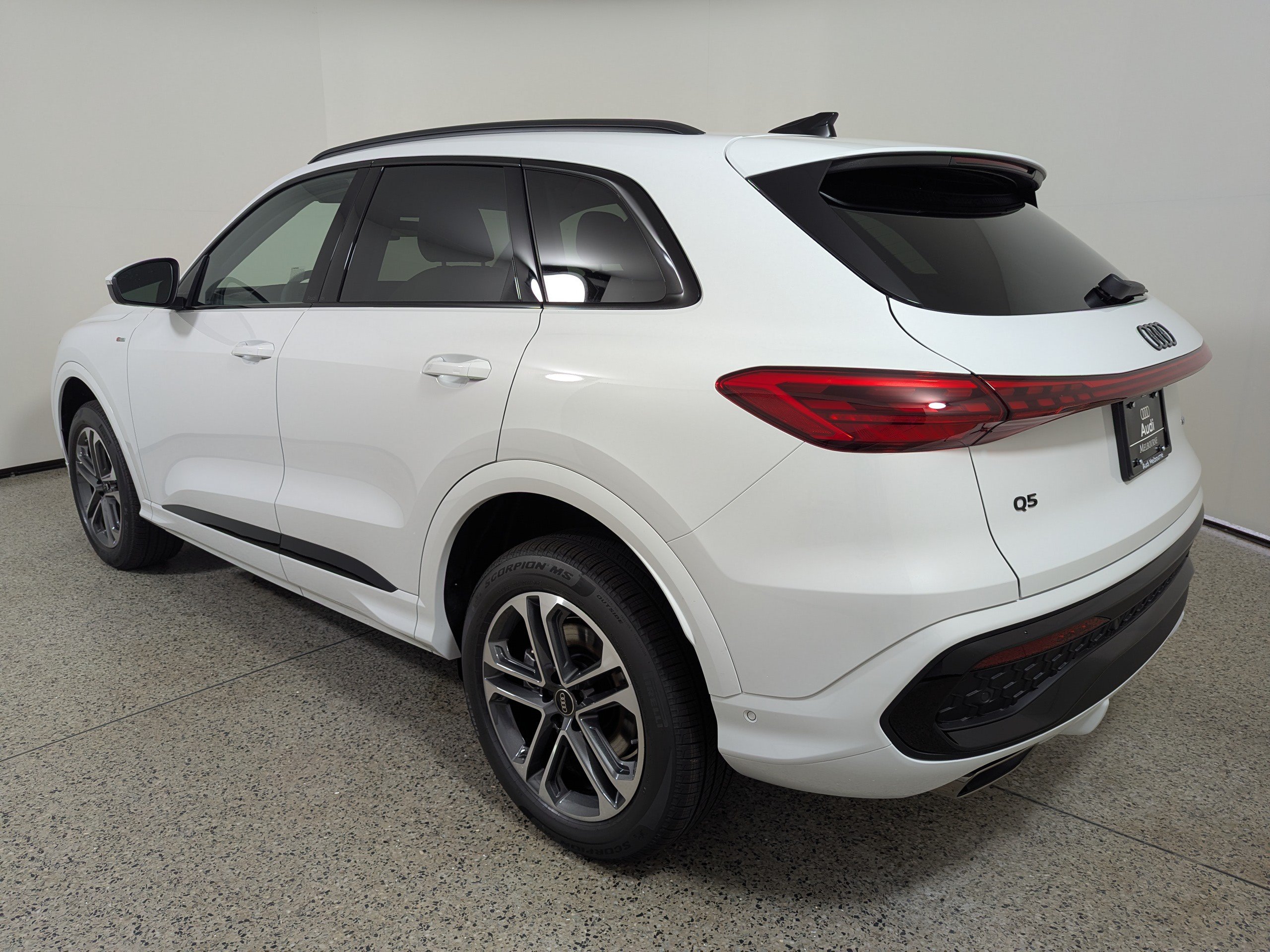 New 2026 Audi Q5 2.0T AWD/4WD image 5
