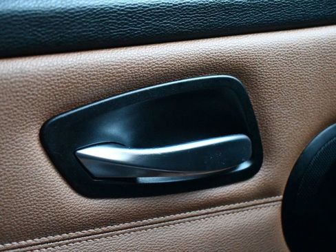 Used 2011 BMW 328i xDrive Sedan w/ Premium Pkg image 13