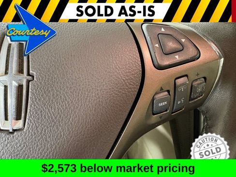 Used 2013 Lincoln MKX AWD image 25