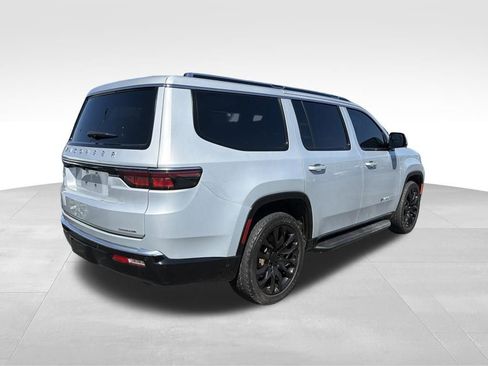 Used 2022 Jeep Wagoneer Series I w/ Convenience Group I AWD/4WD image 5
