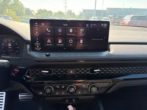 Used 2023 Honda Accord Sport image 15