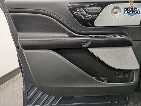 Used 2023 Lincoln Aviator Reserve w/ Equipment Group 201A AWD/4WD image 9
