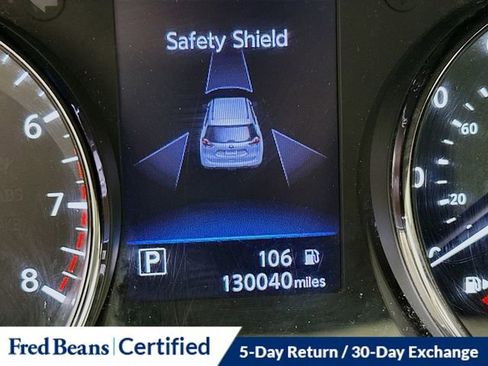 Used 2018 Nissan Rogue SV w/ Premium Package image 14