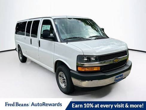 New 2026 Chevrolet Express 3500 LT w/ LT Preferred Equipment Group RWD image 1