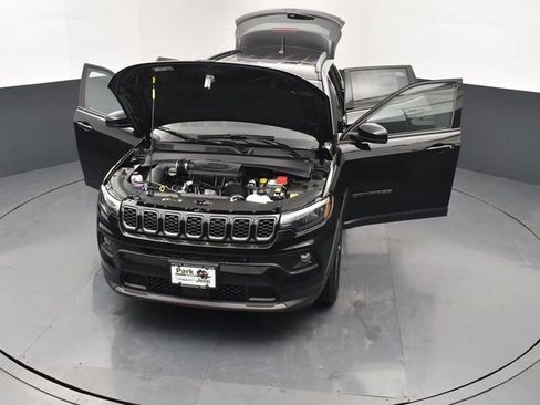 New 2026 Jeep Compass Latitude AWD/4WD image 28