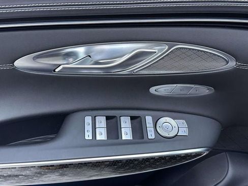 Used 2023 Genesis GV70 3.5T Sport w/ Sport Prestige Package image 15