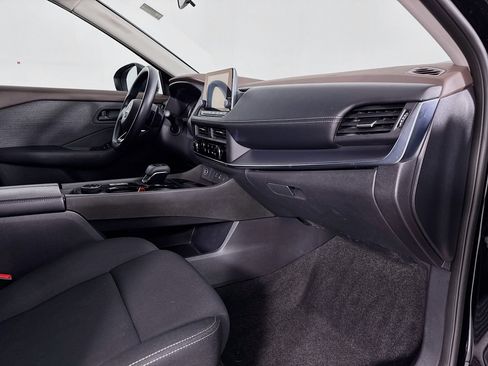 Used 2023 Nissan Rogue S AWD/4WD image 28