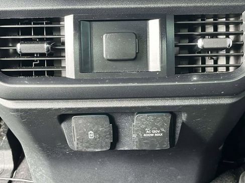 Used 2023 Ford F150 XLT w/ Equipment Group 302A High AWD/4WD image 10