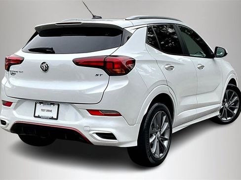 Certified 2022 Buick Encore GX Select w/ Sport Touring Package image 6