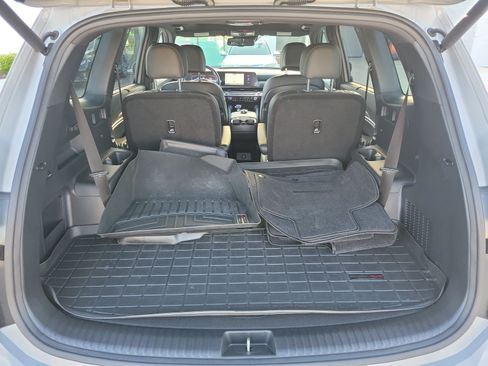Used 2024 Kia Telluride EX X-Line AWD/4WD image 32