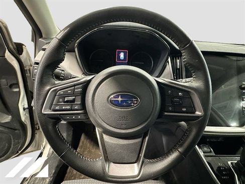 Used 2025 Subaru Outback Premium w/ Popular Package #1A AWD/4WD image 11