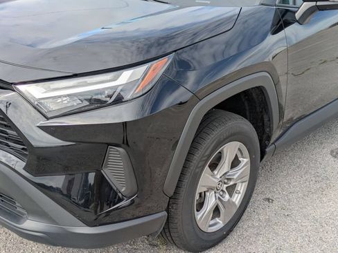 Used 2023 Toyota RAV4 LE AWD/4WD image 9