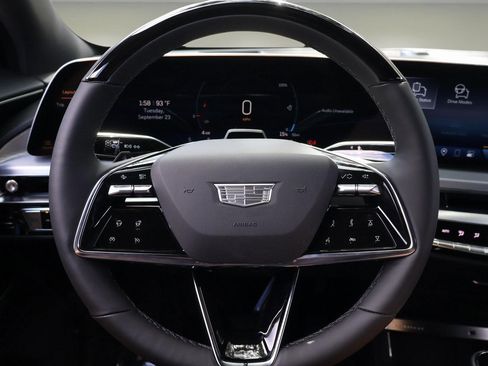 New 2026 Cadillac Lyriq Luxury image 21