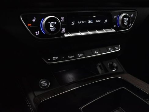 Used 2023 Audi Q5 2.0T Premium Plus w/ Premium Plus Package image 19