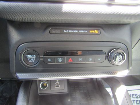 Used 2025 Ford Bronco Sport Badlands w/ Badlands Tech Package AWD/4WD image 19