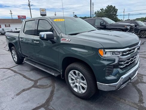 Certified 2025 Chevrolet Silverado 1500 LTZ AWD/4WD image 14