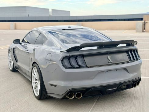 Used 2016 Ford Mustang Shelby GT350 w/ Technology Package RWD image 6