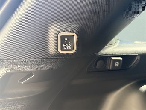 New 2026 Jeep Grand Cherokee Laredo image 17