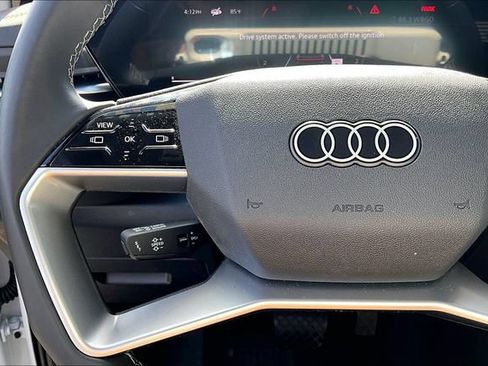 Used 2025 Audi Q5 Premium w/ Convenience Package AWD/4WD image 11