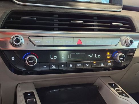 Used 2021 Kia Telluride SX w/ SX Prestige Package image 24