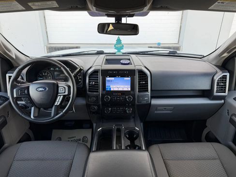 Used 2019 Ford F150 XLT w/ Equipment Group 302A Luxury AWD/4WD image 15