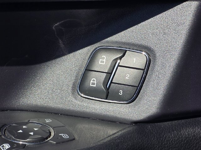 Used 2021 Ford Expedition XLT AWD/4WD image 18