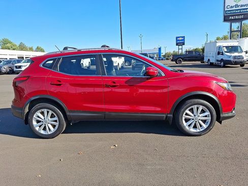 Certified 2018 Nissan Rogue Sport SV image 7