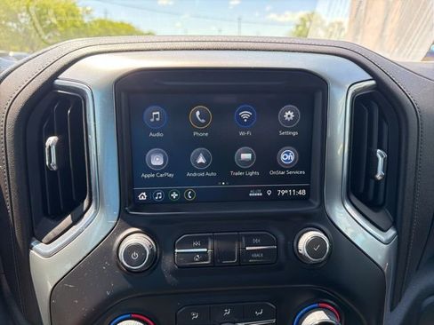 Used 2022 Chevrolet Silverado 1500 LT AWD/4WD image 19
