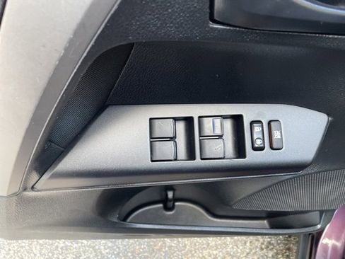 Used 2017 Toyota RAV4 LE image 15