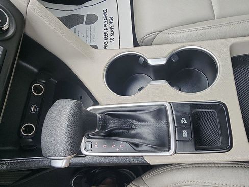 Used 2020 Kia Sportage LX FWD image 19