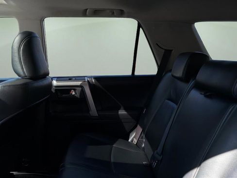 Used 2010 Toyota 4Runner Limited image 16