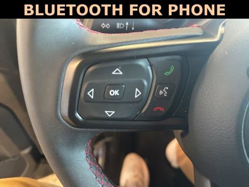 Used 2025 Jeep Wrangler Unlimited Rubicon image 14