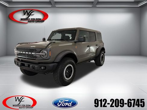 New 2026 Ford Bronco Badlands w/ Sasquatch Package AWD/4WD image 1