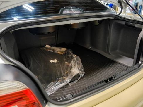 Used 2003 BMW M5 RWD image 64
