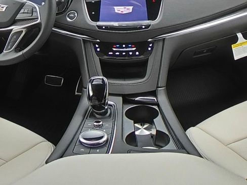 New 2025 Cadillac XT5 Sportv w/ LPO, Floor Liner Package image 13