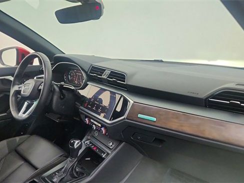 Used 2023 Audi Q3 2.0T Premium Plus w/ Premium Plus Package image 23