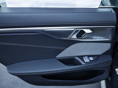 New 2026 BMW 840i w/ M Sport Professional Package image 23