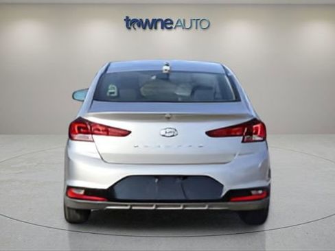 Used 2020 Hyundai Elantra Value Edition w/ Cargo Package (C1) FWD image 5