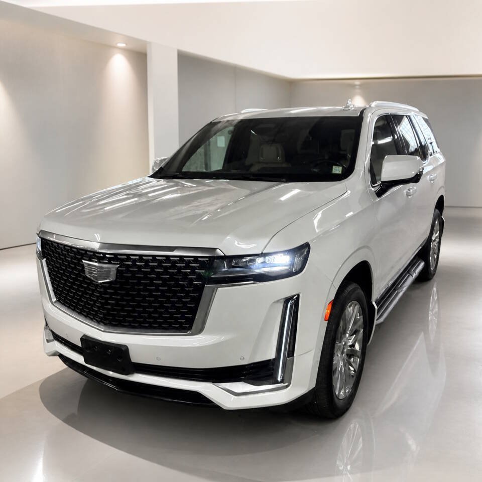 Used 2021 Cadillac Escalade Premium Luxury AWD/4WD image 2