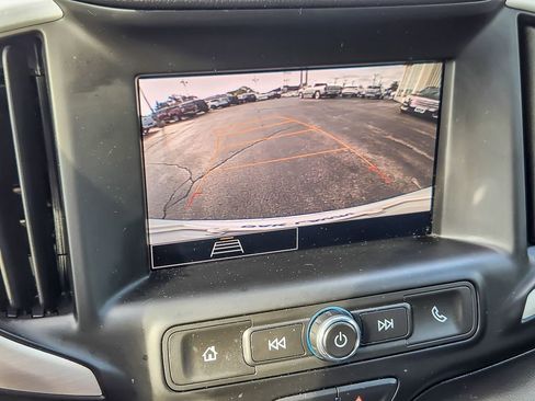 Used 2024 GMC Terrain SLE w/ Elevation Edition AWD/4WD image 14